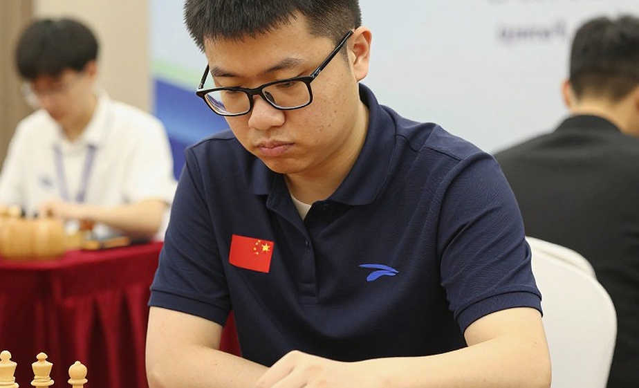 ChessBase Magazine #225: हेडलाइन यूरोपियन क्लब कप की, बॉडी में एक भी गेम नहीं
